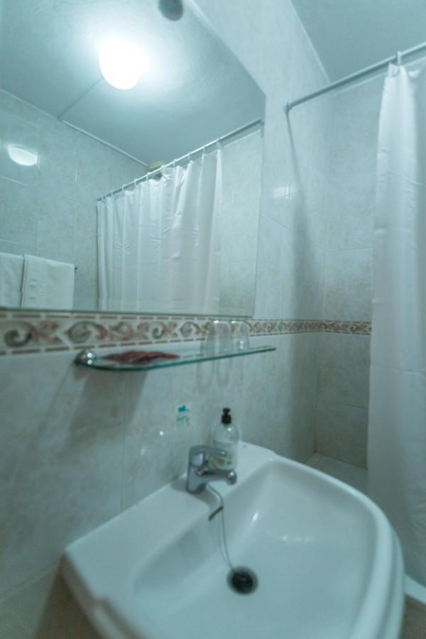 Hostal San Ramon Marbella Luaran gambar
